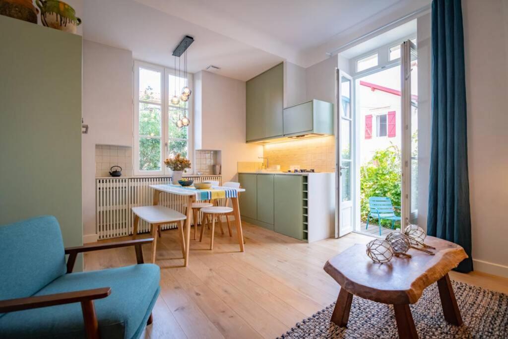 Cote Des Basques, Terrasse, Confort Et Qualite Biarritz Bagian luar foto