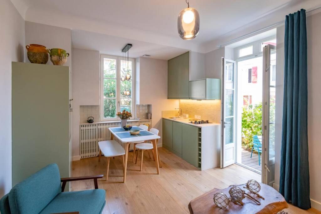 Cote Des Basques, Terrasse, Confort Et Qualite Biarritz Bagian luar foto